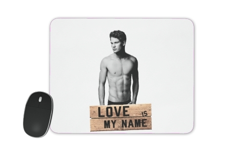 tappetino Jeremy Irvine Love is my name 
