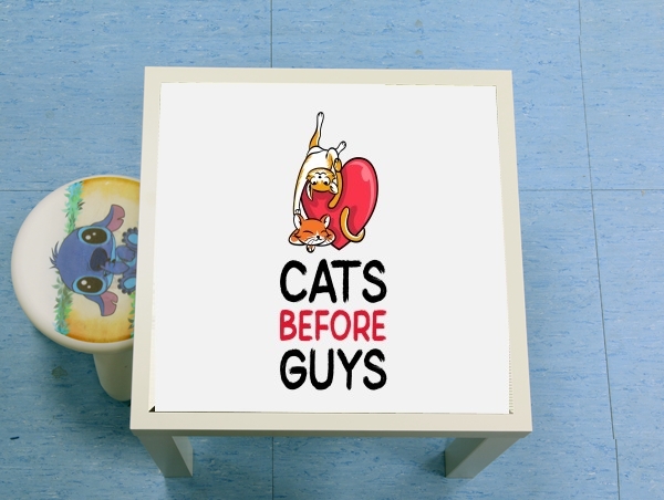 tavolinetto Cats before guy 