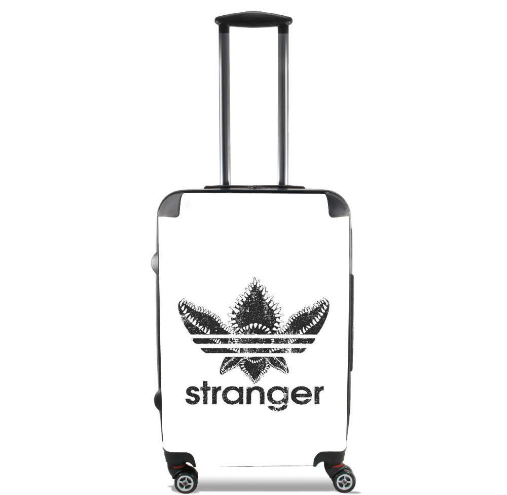 valise Stranger Things Demogorgon Monster JOKE Adidas Parodie Logo Serie TV