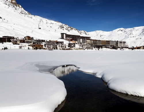 coque Llandscape and ski resort in french alpes tignes