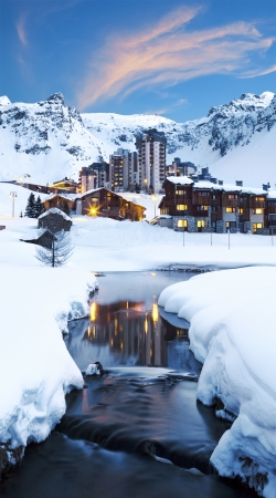coque Llandscape and ski resort in french alpes tignes