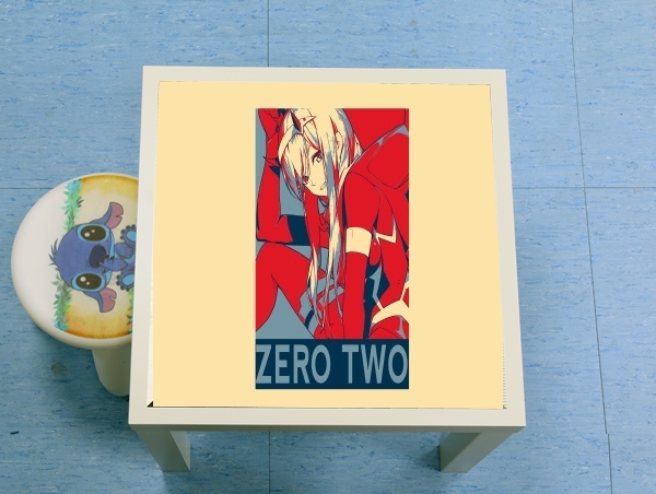 table d'appoint Darling Zero Two Propaganda