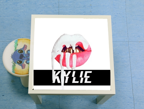 table d'appoint Kylie Jenner