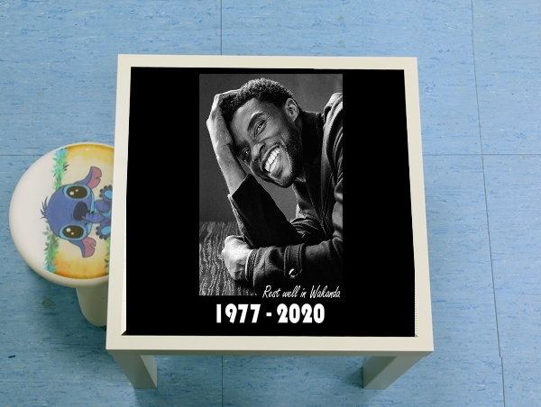 tavolinetto RIP Chadwick Boseman 1977 2020 