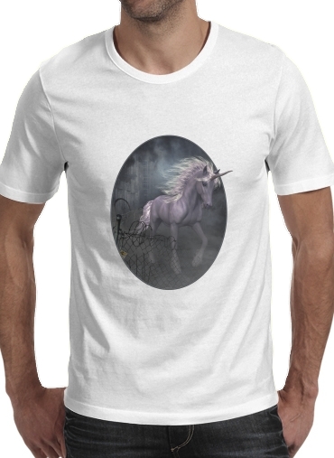 Tshirt A dreamlike Unicorn walking through a destroyed city homme