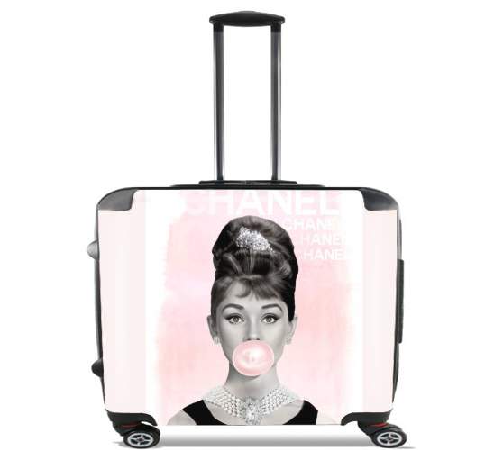 Wheeled Audrey Hepburn bubblegum 