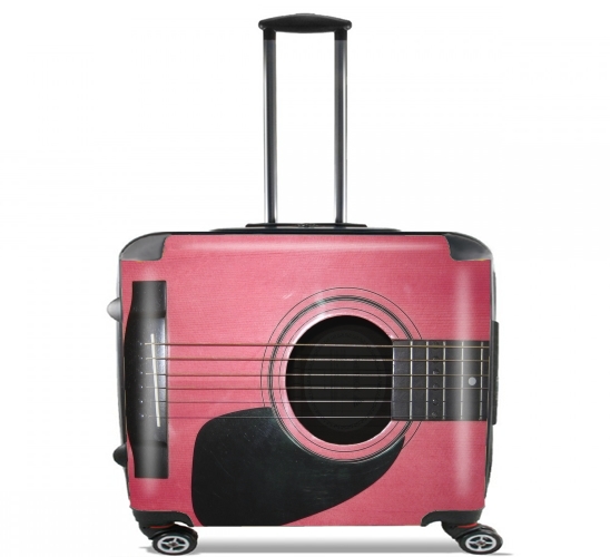 Wheeled chitarra rosa 